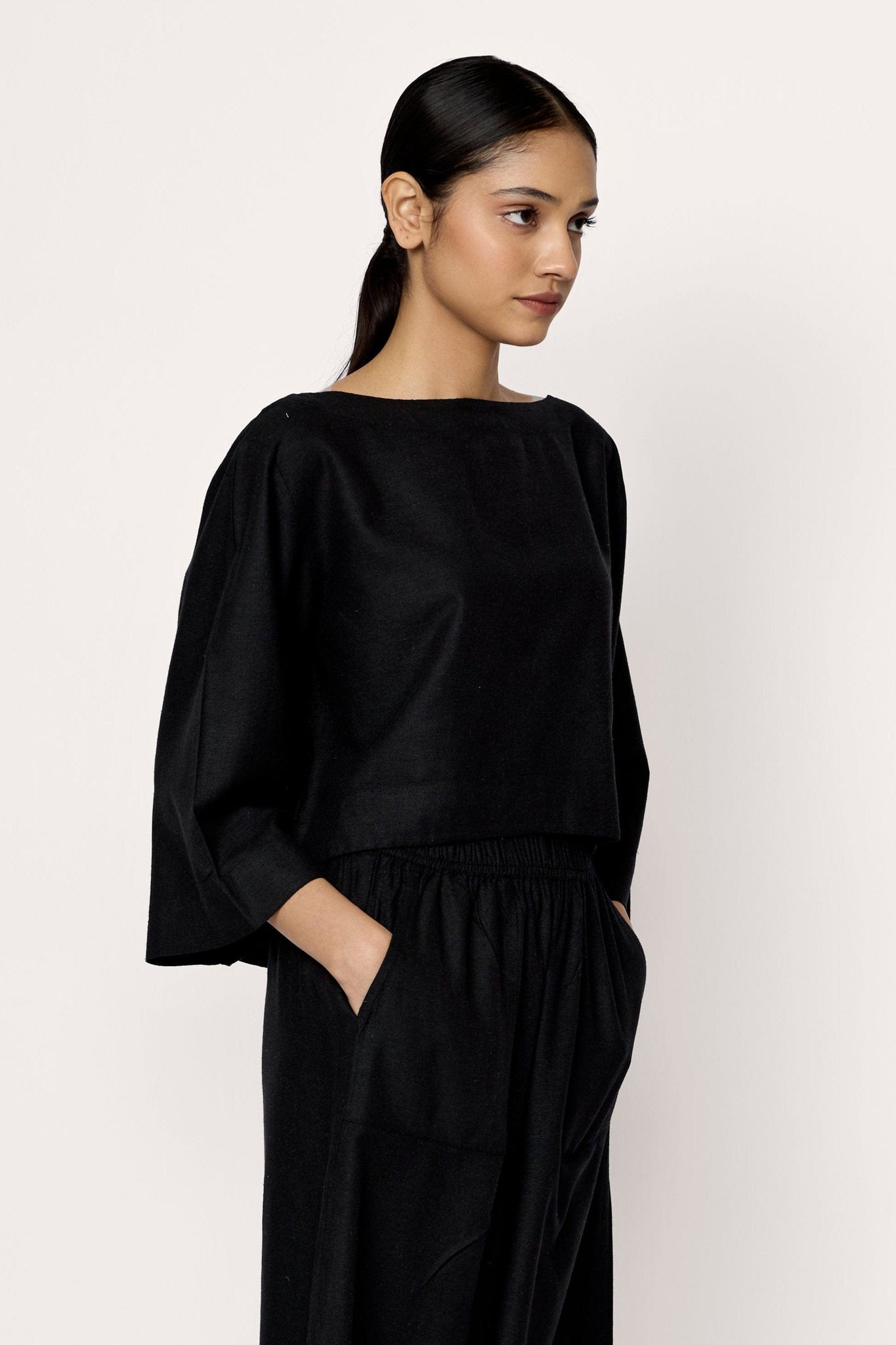 Popover Top - Black Silk Noil