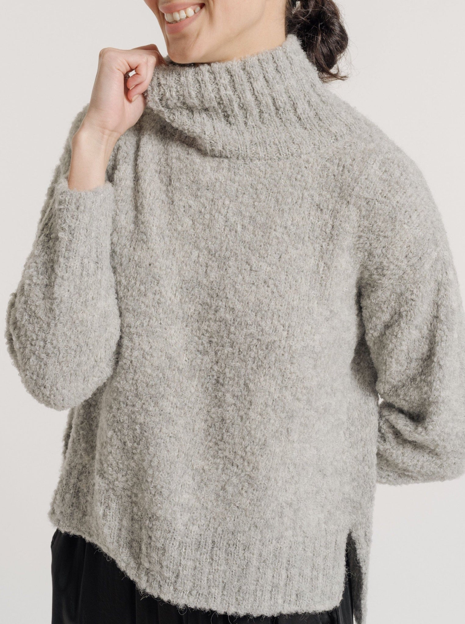 Totto Sweater - Ghost Grey - pre-order